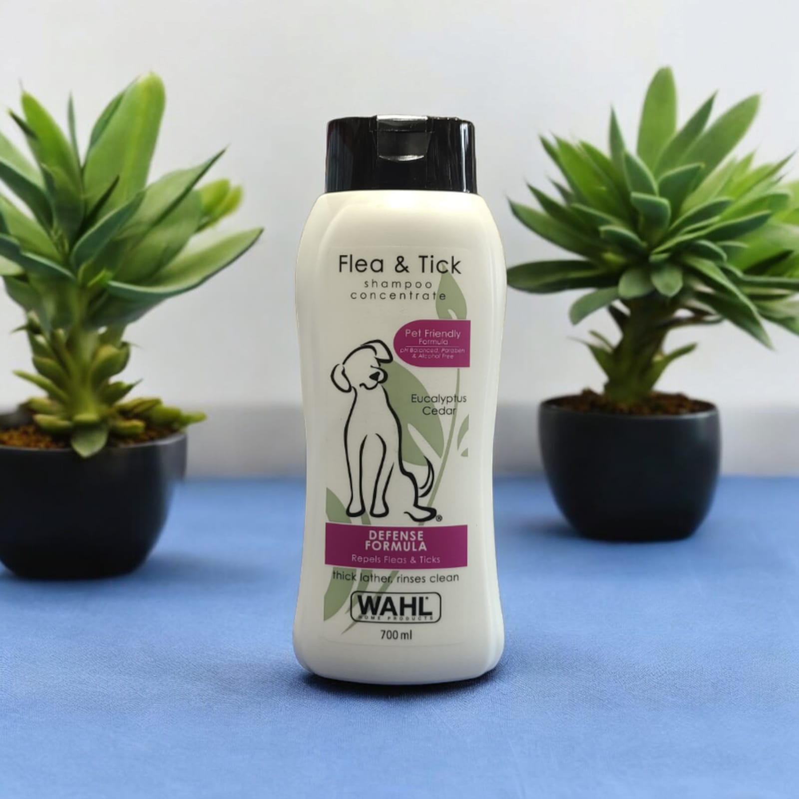 WAHL flea & tick shampoo